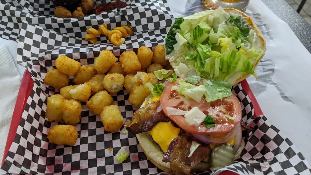 Cheese Burger and Tater Tots