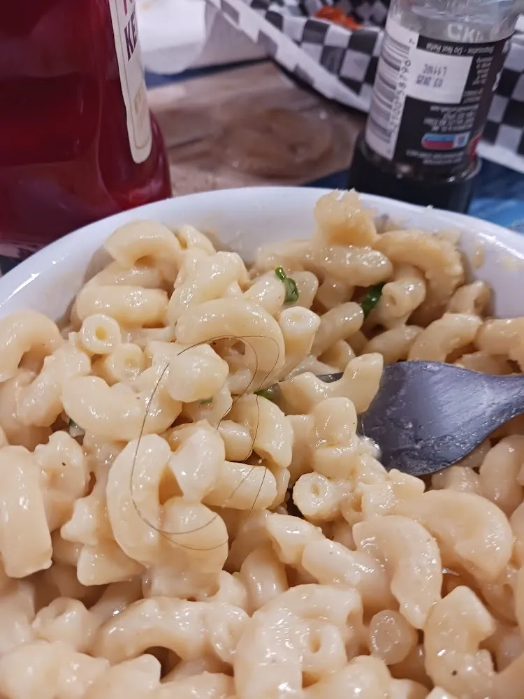 J T Mac N Cheese